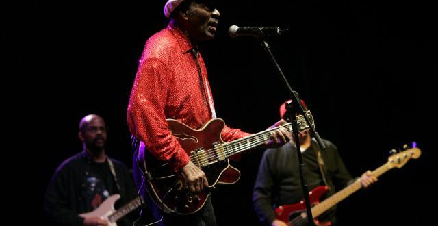 Il était considéré comme le père fondateur du rock: Chuck Berry est mort (vidéos) Il était considéré comme le père fondateur du rock: Chuck Berry est mort (vidéos)