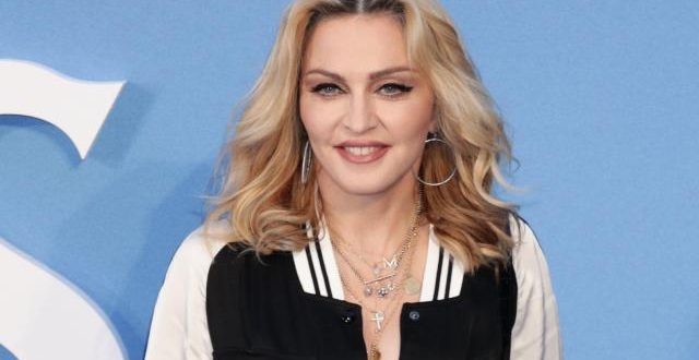 Une société refuse de livrer un colis à Madonna pensant… qu’elle n’est pas la vraie Madonna Une société refuse de livrer un colis à Madonna pensant… qu’elle n’est pas la vraie Madonna