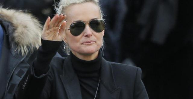 Laetitia Hallyday sort de son silence: elle a fait un discret retour sur Twitter! Laetitia Hallyday sort de son silence: elle a fait un discret retour sur Twitter!